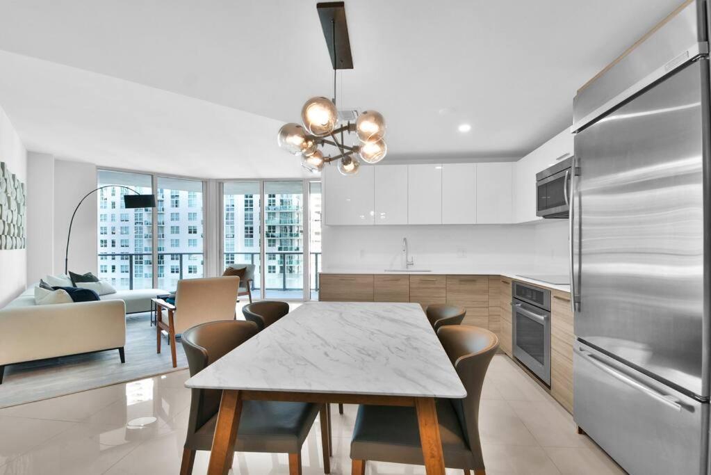 Lovely Upscale Condo Gorgeous View 2Bd 2Bath In Brickell Miami Ngoại thất bức ảnh